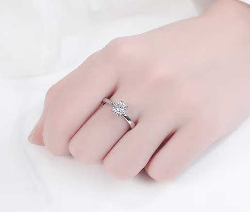 定制一克拉鉆戒多少錢？成本和因素的綜合介紹