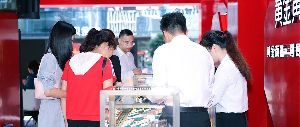形象煥新，閃耀亮相——盈利品類黃金黃成水貝焦點(diǎn)！
